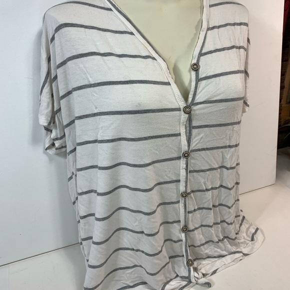 White Birch Stripped Blouse - Picture 2 of 6
